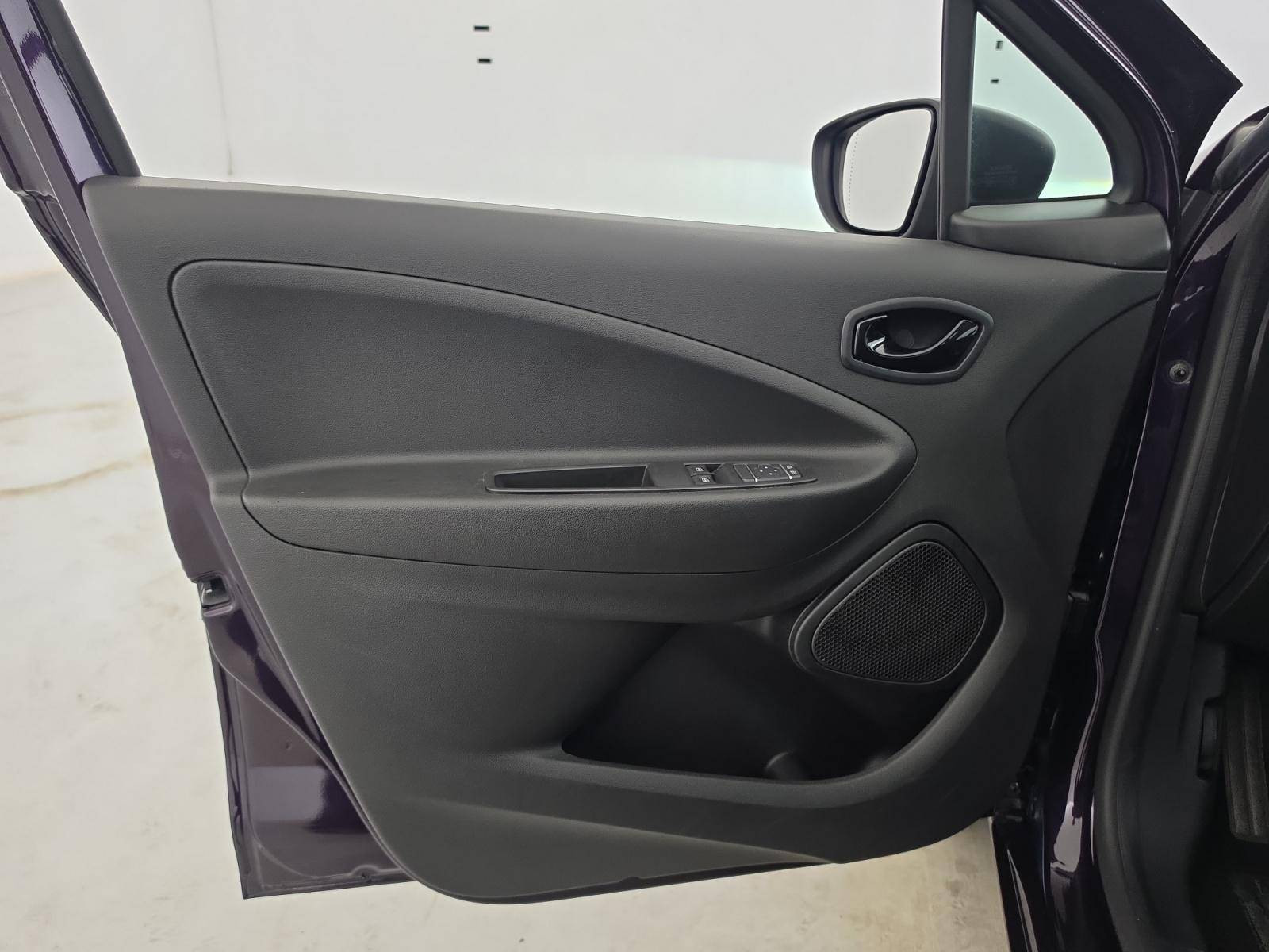 Vente en ligne Renault Zoé Zoe R110 - MY22 au prix de 17 600 €