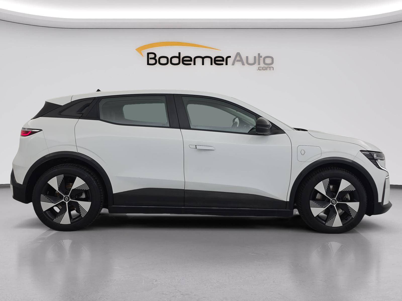 Vente en ligne Renault Megane E-Tech  EV60 220 ch super charge au prix de 23 500 €