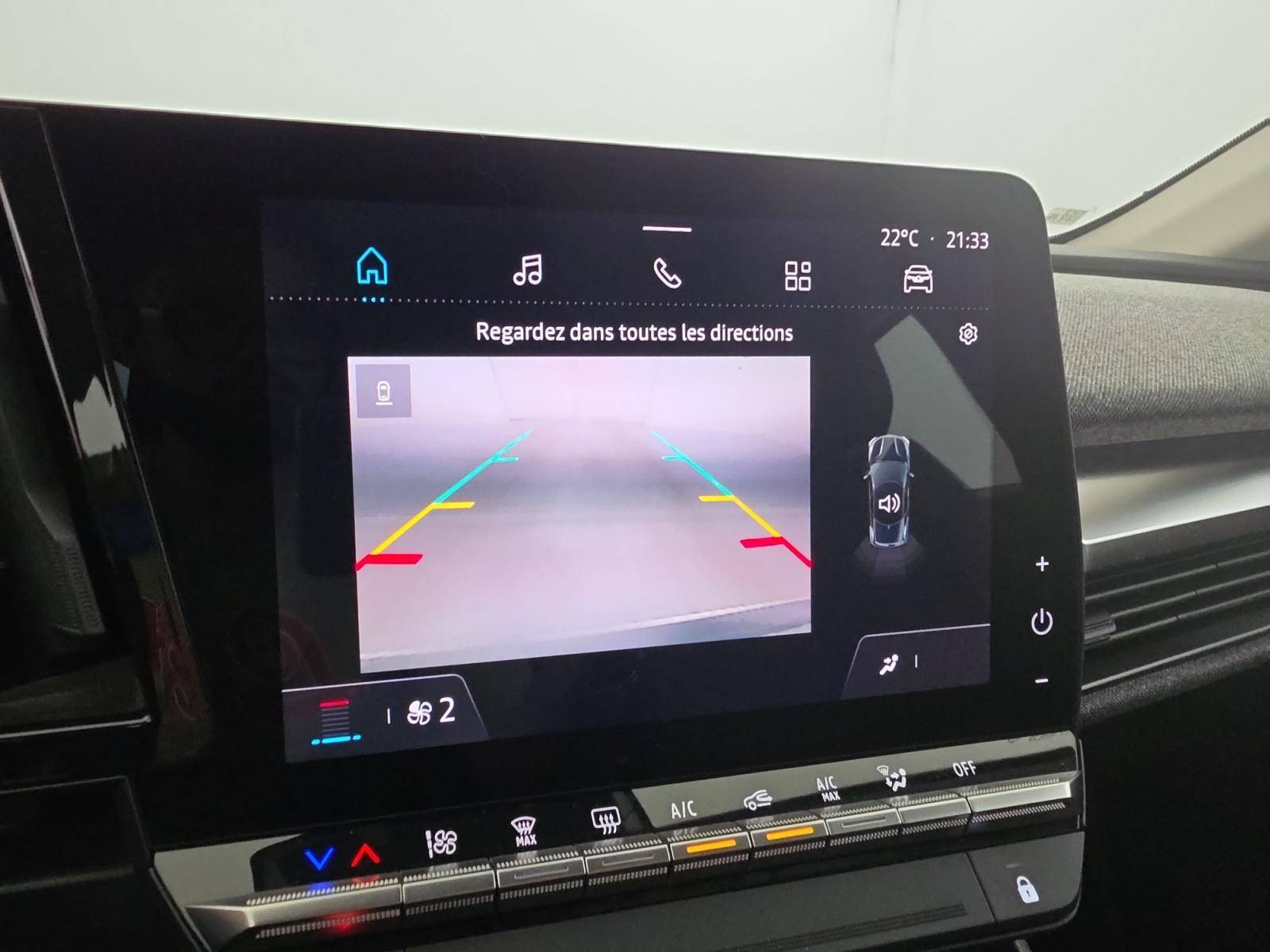 Vente en ligne Renault Megane E-Tech  EV60 220 ch super charge au prix de 23 500 €