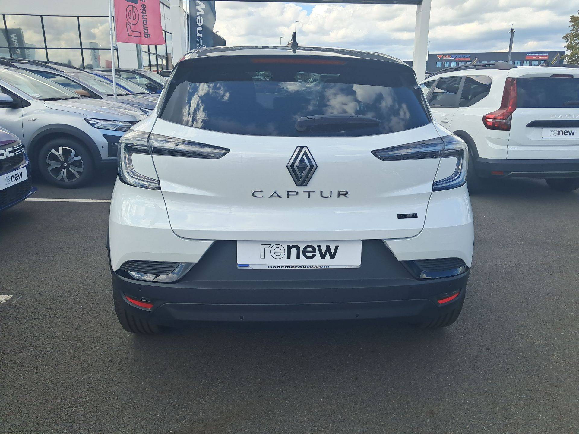 Vente en ligne Renault Captur  E-Tech full hybrid 160 ch au prix de 30 490 €