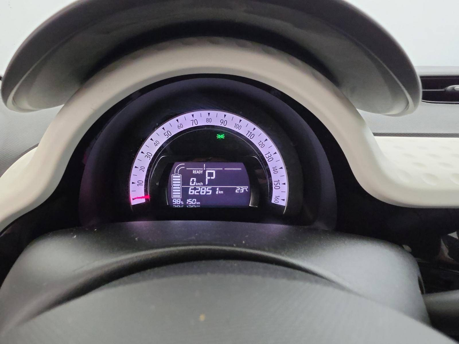 Vente en ligne Renault Twingo Electrique Twingo III E-Tech au prix de 10 815 €