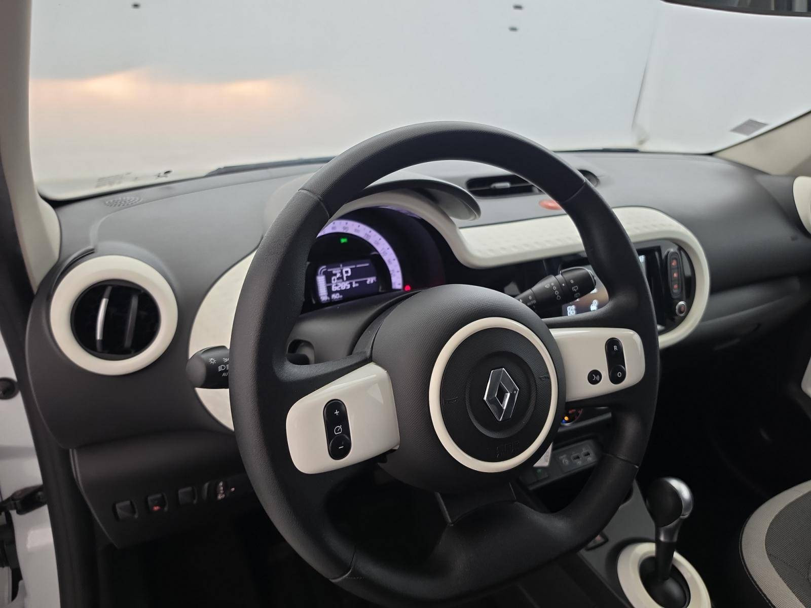 Vente en ligne Renault Twingo Electrique Twingo III E-Tech au prix de 10 815 €