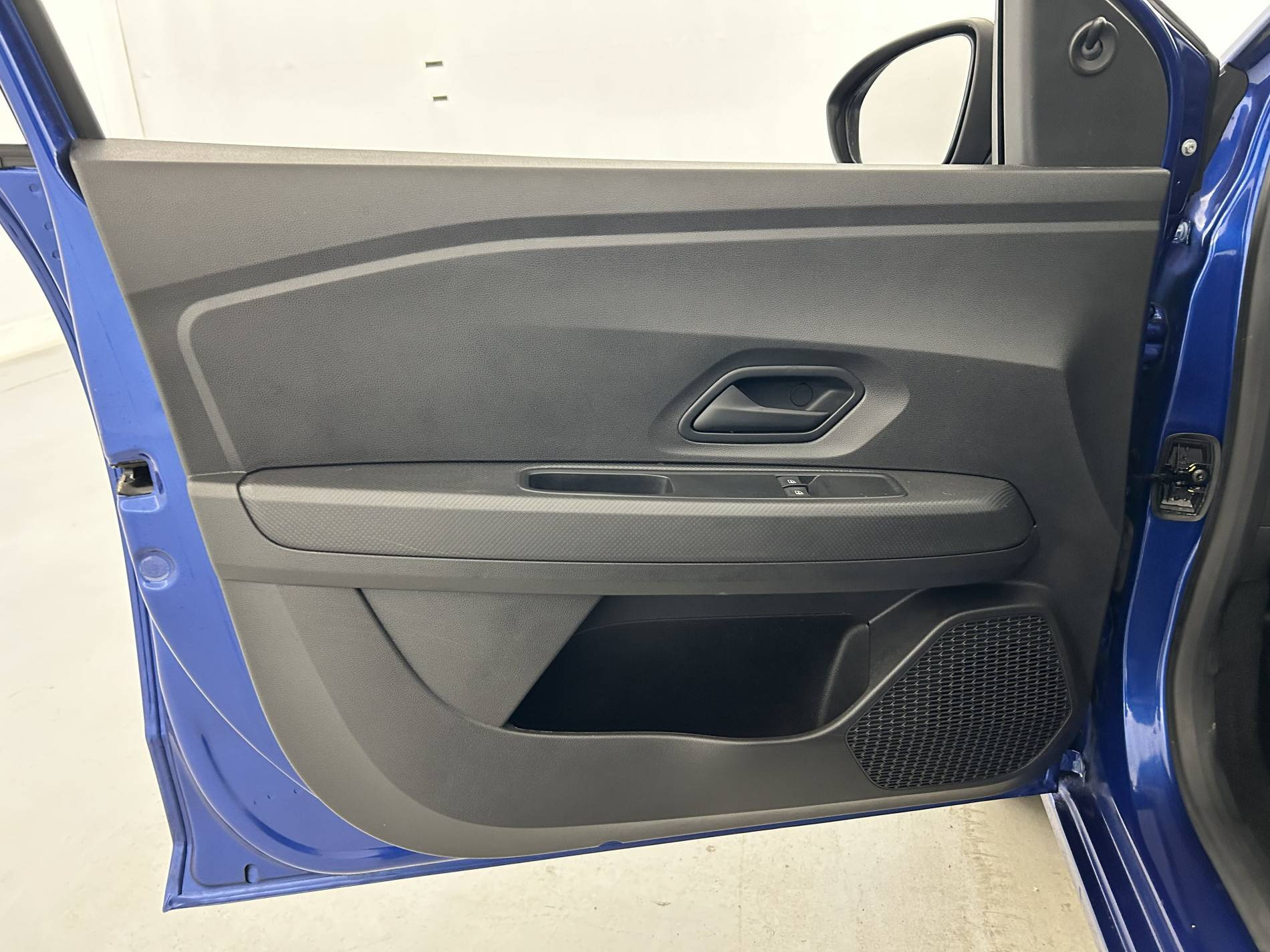 Vente en ligne Dacia Sandero  ECO-G 100 au prix de 11 690 €