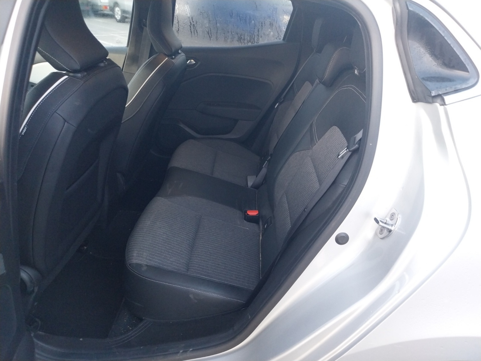 Vente en ligne Renault Clio 5 Clio TCe 90 au prix de 14 700 €