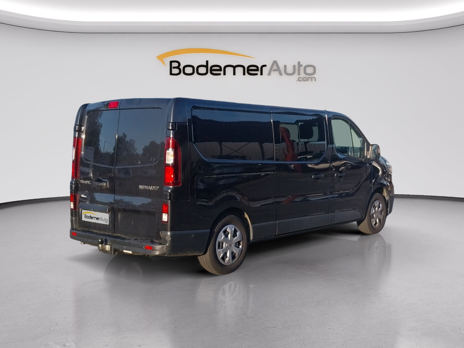 Vente en ligne Renault Trafic Cabine Approfondie TRAFIC CA L2H1 3000 KG BLUE DCI 150 EDC au prix de 31 500 €