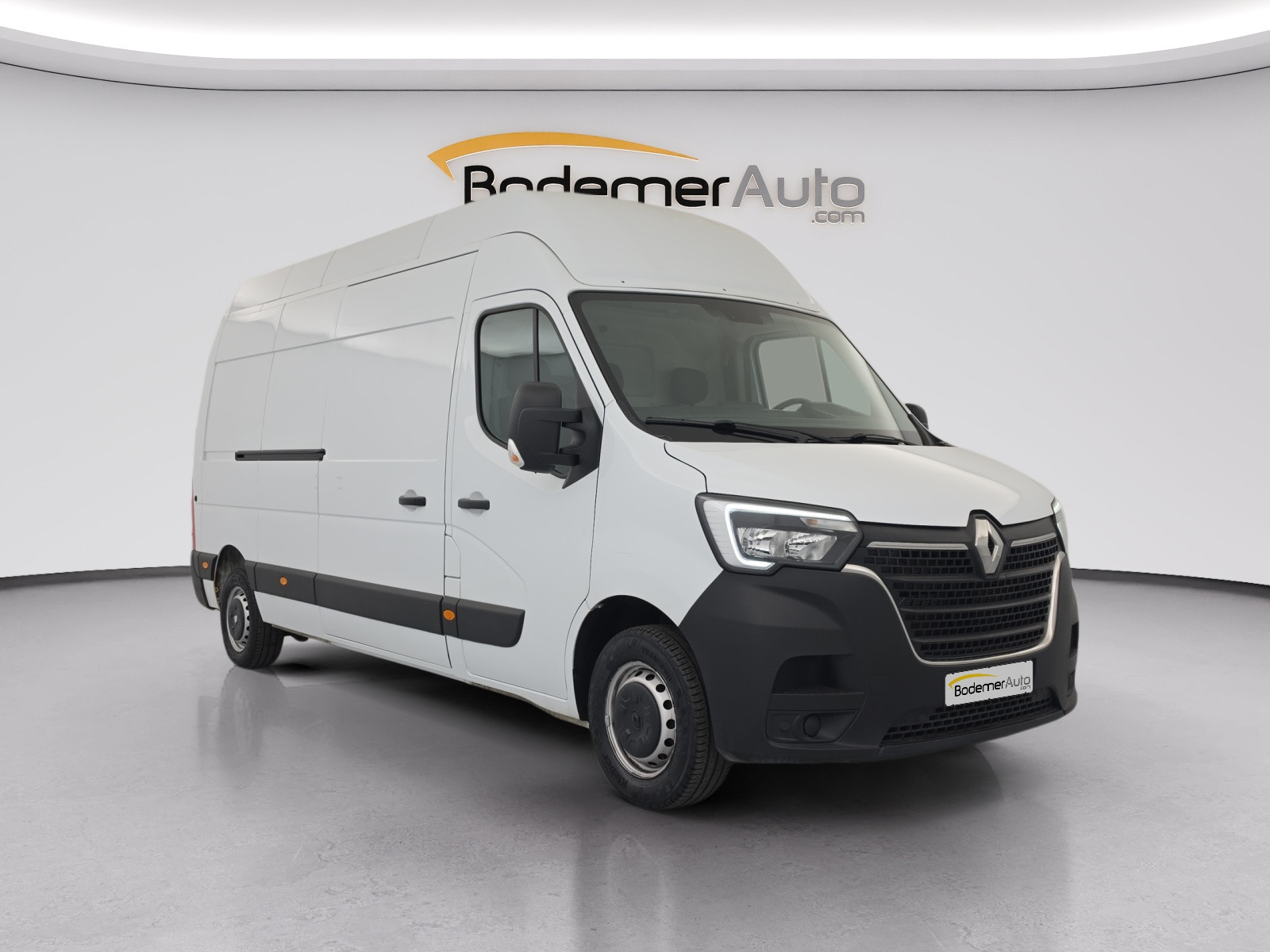 Vente en ligne Renault Master Fourgon MASTER FGN TRAC F3500 L3H3 BLUE DCI 135 au prix de 22 990 €
