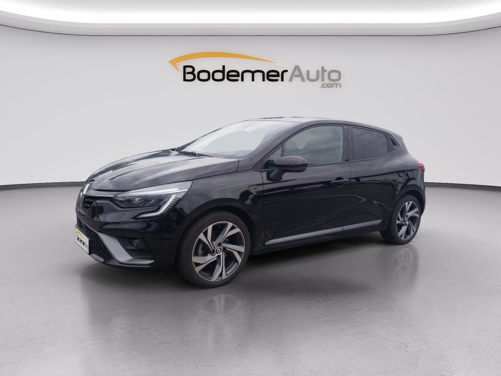 Renault Clio 5 Clio TCe 140 occasion de 2023 en vente à Saint-Brieuc
