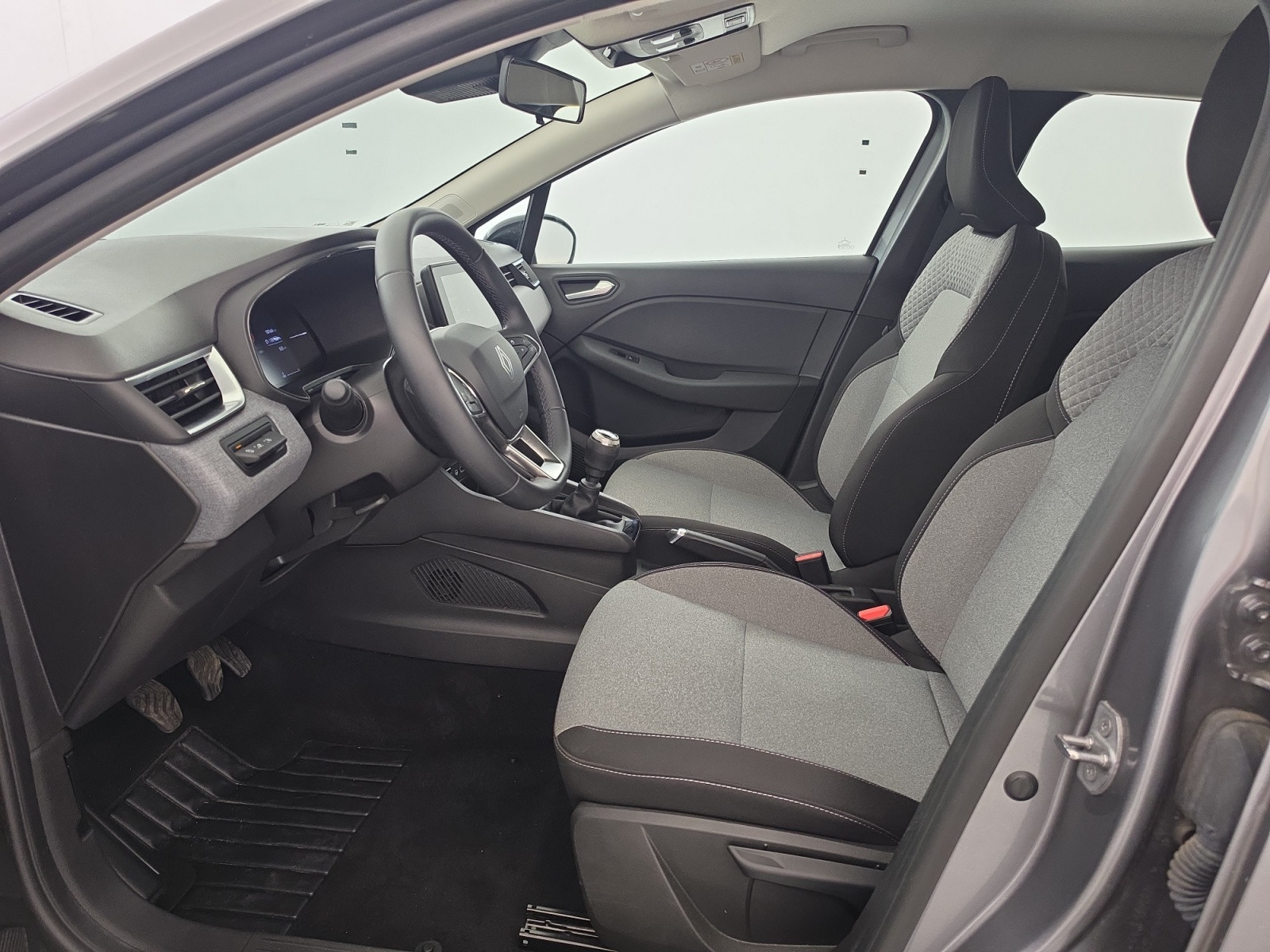 Vente en ligne Renault Clio 5 Clio Blue dCi 100 ch GSR2 au prix de 17 950 €