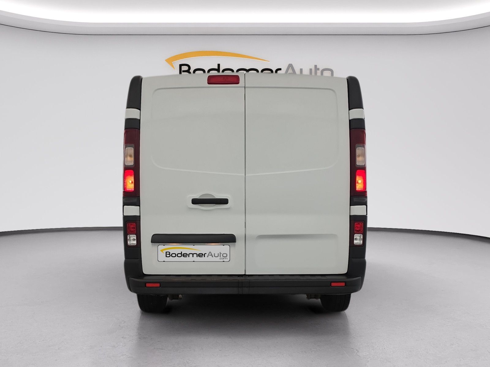 Vente en ligne Renault Trafic 3 Fourgon TRAFIC FGN L1H1 1000 KG DCI 120 au prix de 18 490 €