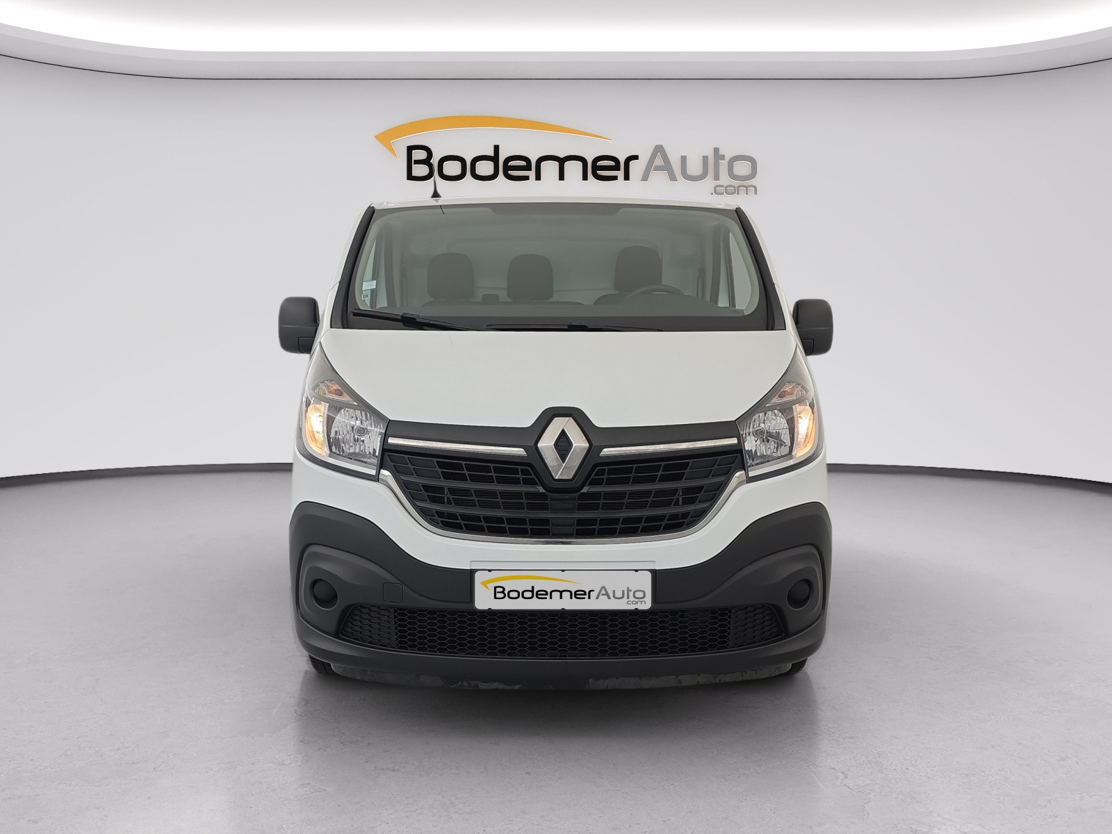 Vente en ligne Renault Trafic 3 Fourgon TRAFIC FGN L1H1 1000 KG DCI 120 au prix de 18 490 €