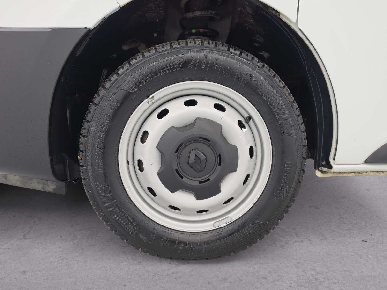 Vente en ligne Renault Trafic 3 Fourgon TRAFIC FGN L1H1 1000 KG DCI 120 au prix de 18 490 €