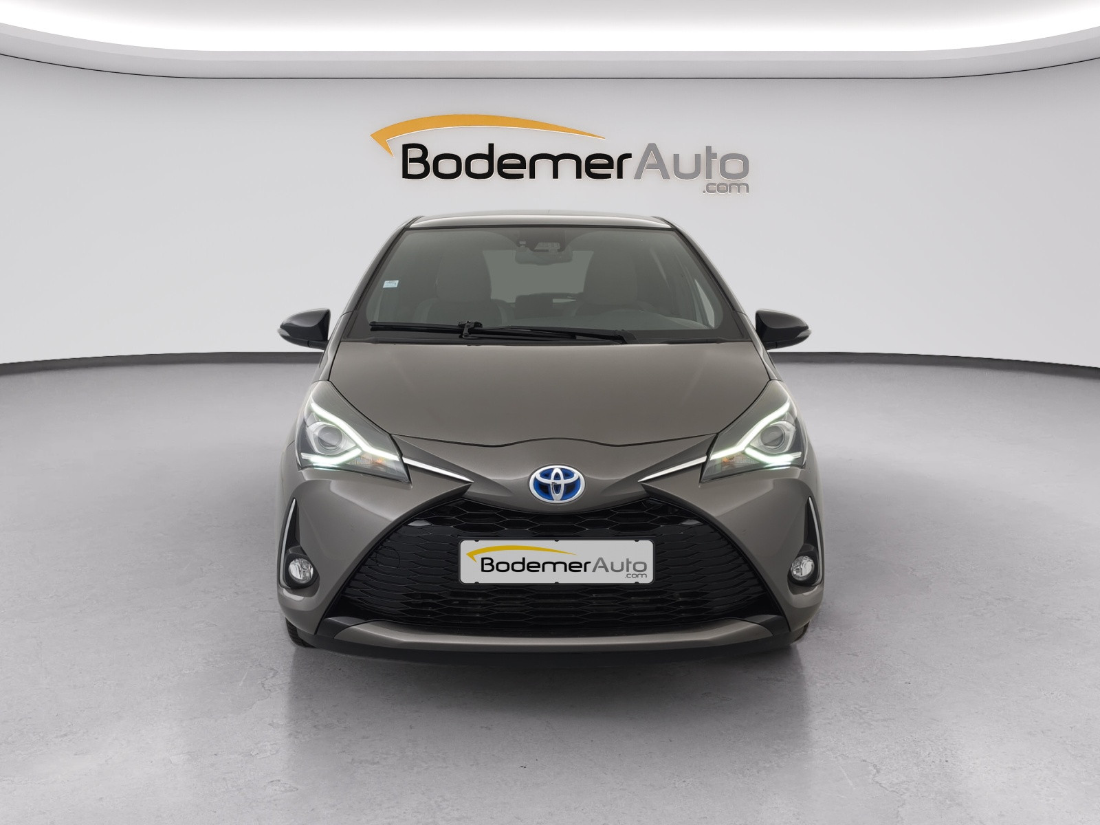 Vente en ligne Toyota Yaris Yaris Hybride 100h au prix de 14 890 €