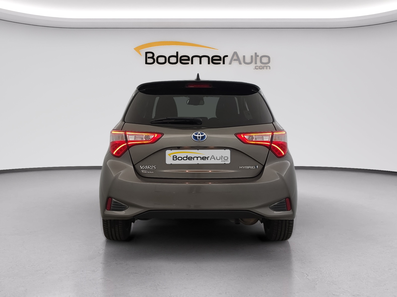 Vente en ligne Toyota Yaris Yaris Hybride 100h au prix de 14 890 €