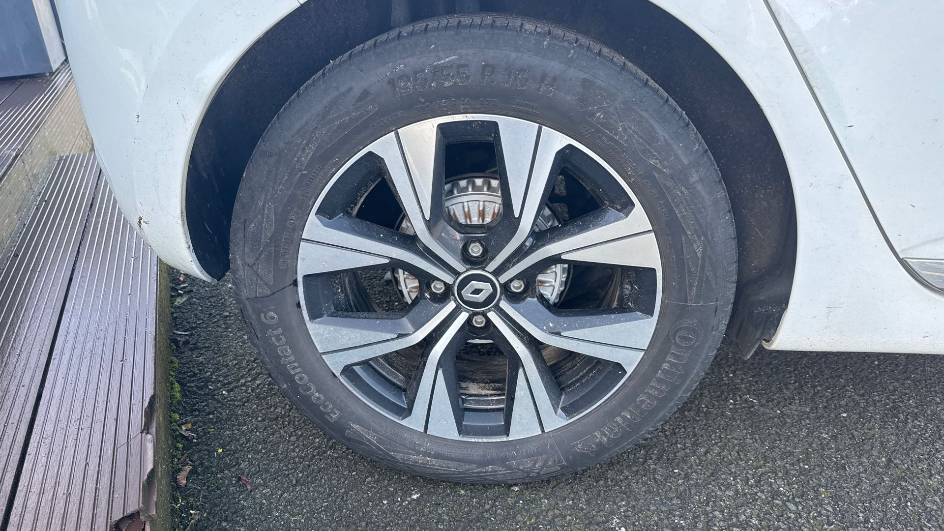 Vente en ligne Renault Clio 5 Clio TCe 90 au prix de 13 990 €