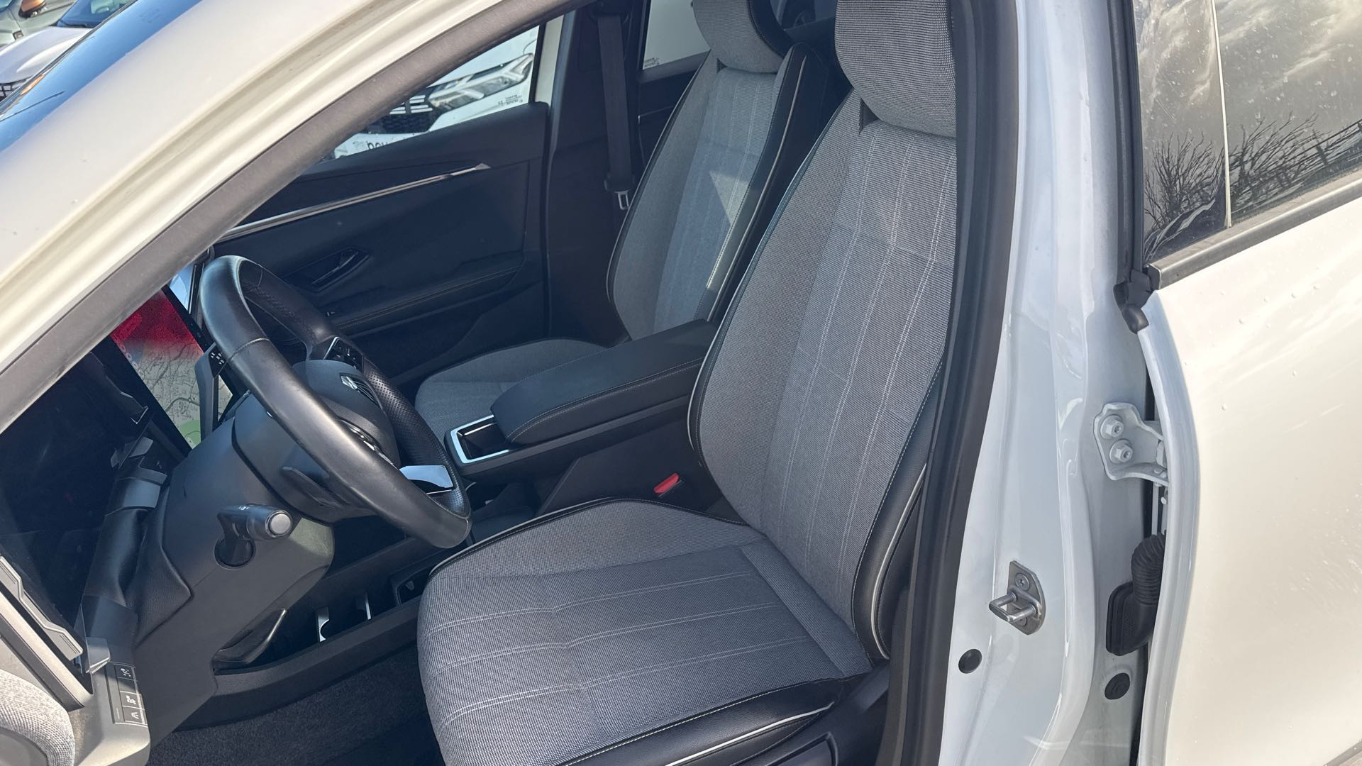 Vente en ligne Renault Megane E-Tech  EV60 220 ch super charge au prix de 26 990 €