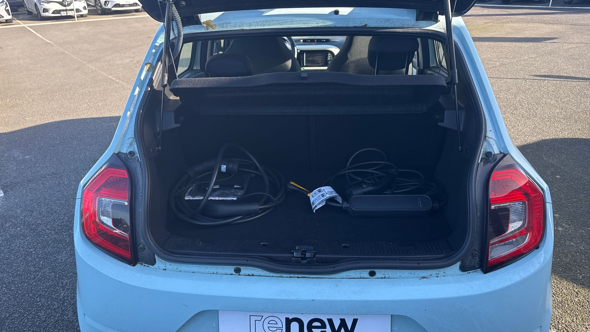 Vente en ligne Renault Twingo Electrique Twingo III E-Tech au prix de 13 990 €