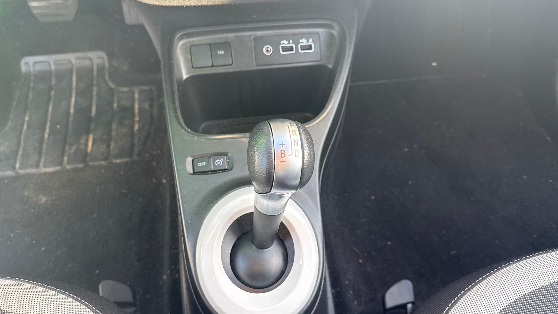 Vente en ligne Renault Twingo Electrique Twingo III E-Tech au prix de 13 990 €