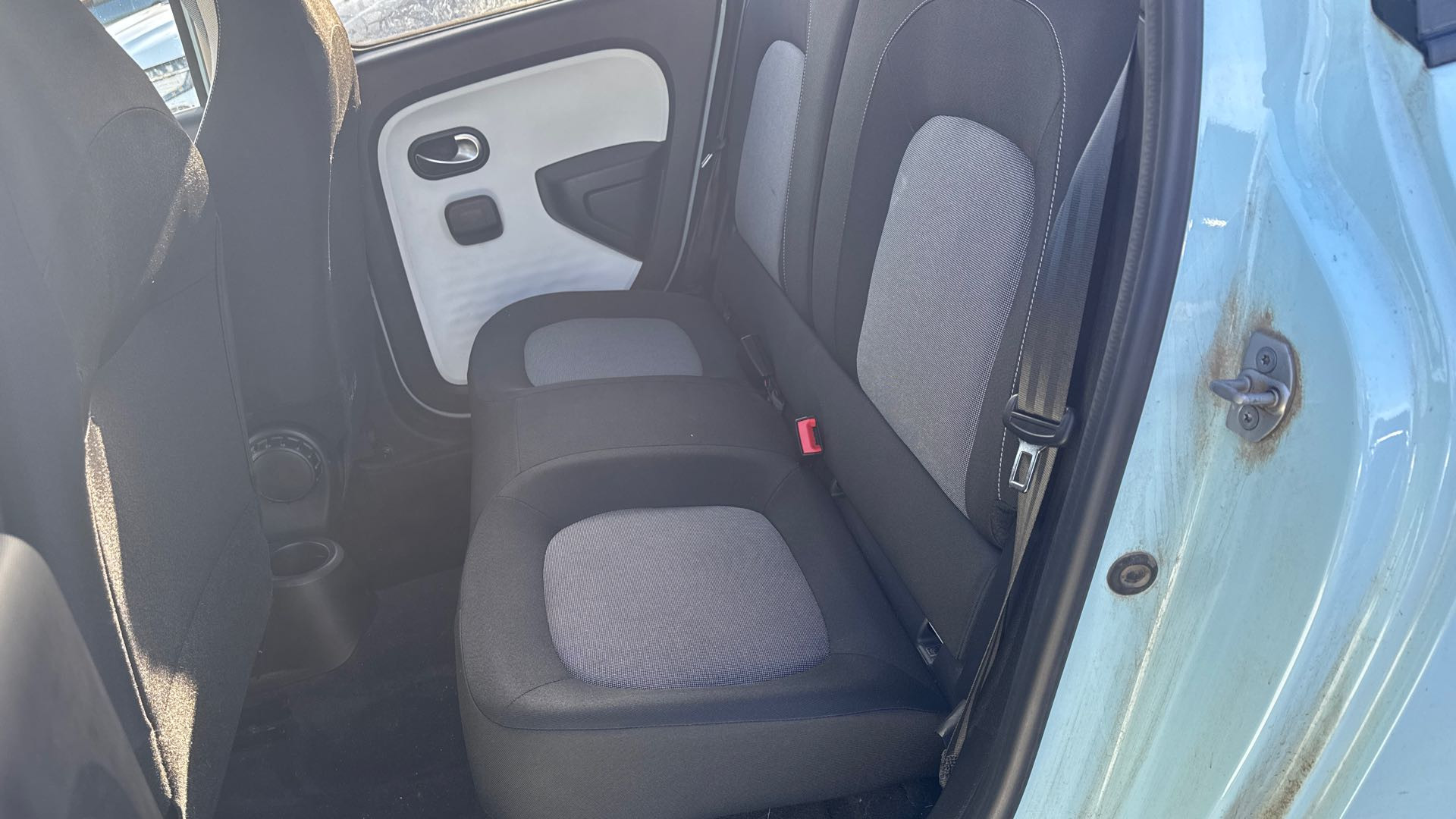 Vente en ligne Renault Twingo Electrique Twingo III E-Tech au prix de 13 990 €