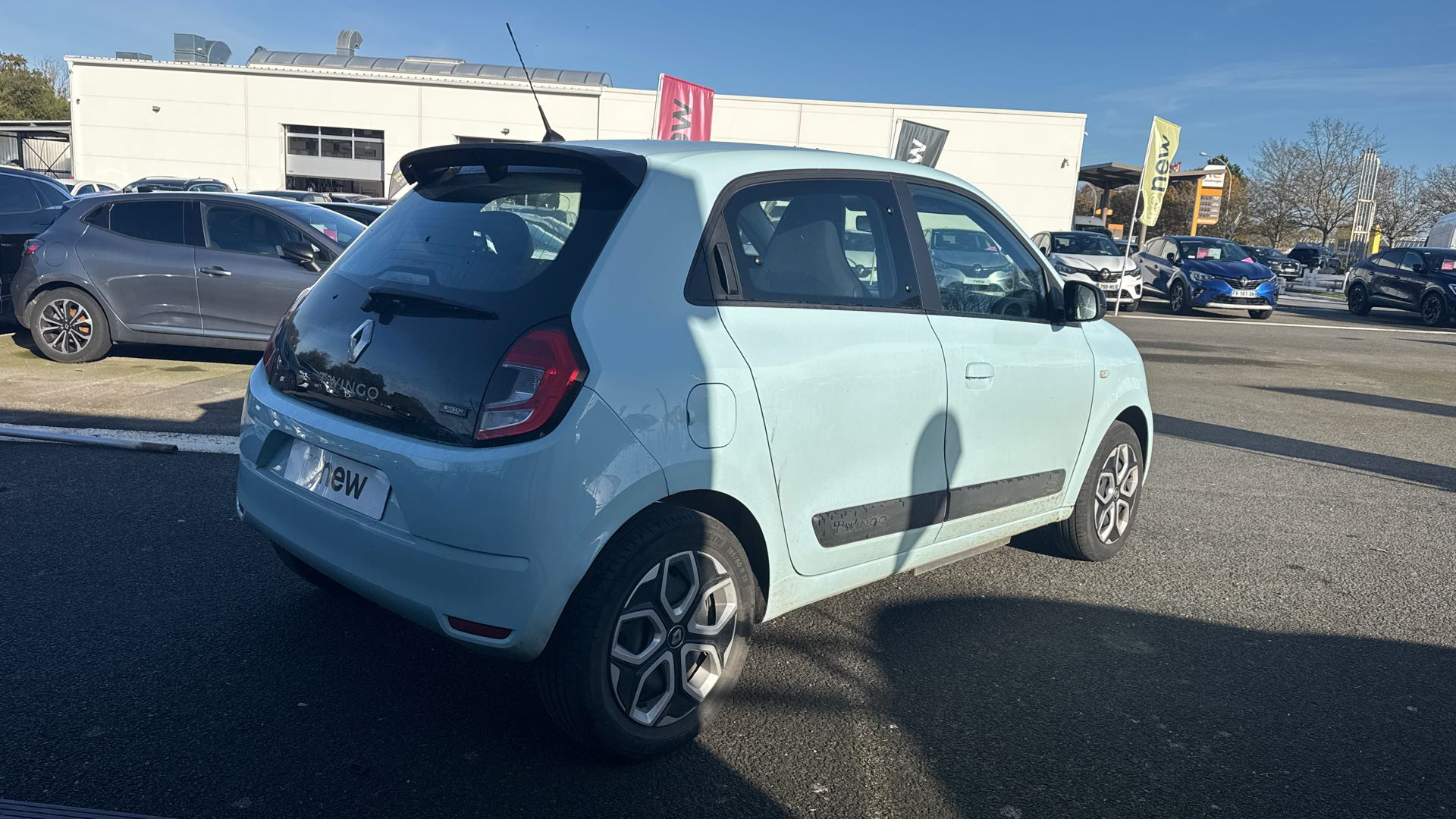 Vente en ligne Renault Twingo Electrique Twingo III E-Tech au prix de 13 990 €