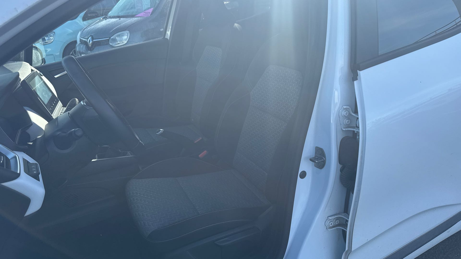 Vente en ligne Renault Clio 5 Clio TCe 90 au prix de 13 990 €