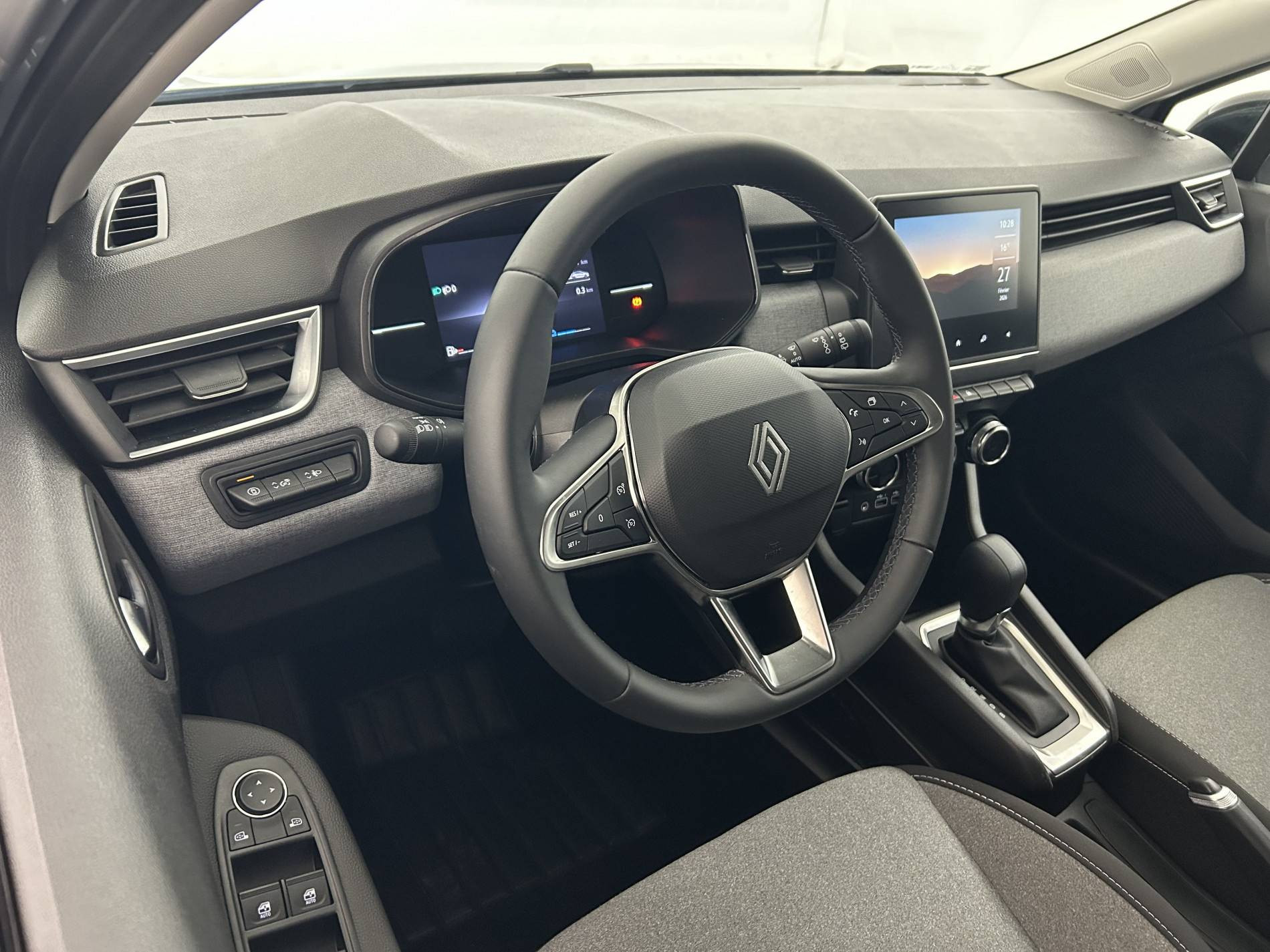 Vente en ligne Renault Clio 5 Clio E-Tech full hybrid 145 ch GSR2 au prix de 17 890 €
