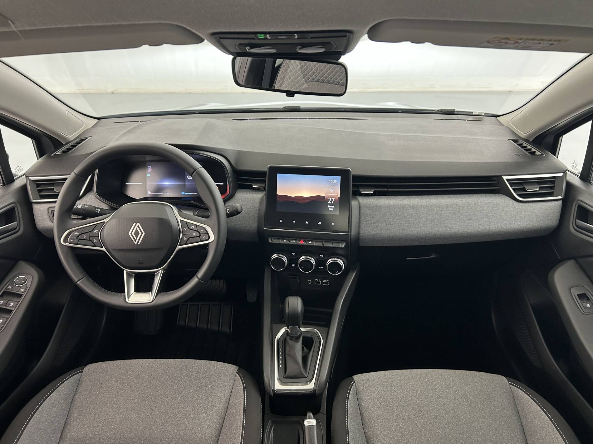 Vente en ligne Renault Clio 5 Clio E-Tech full hybrid 145 ch GSR2 au prix de 17 890 €