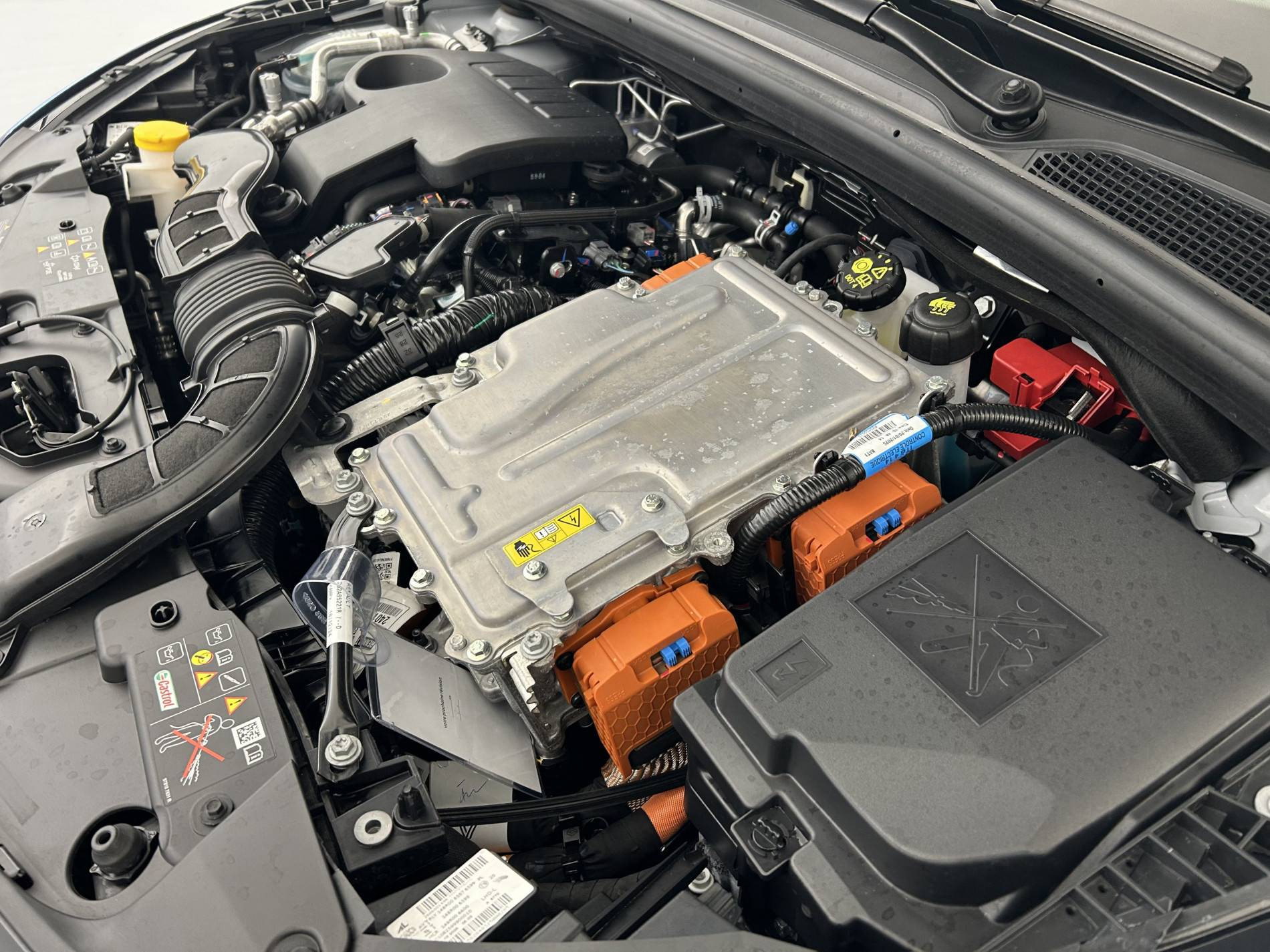 Vente en ligne Renault Clio 5 Clio E-Tech full hybrid 145 ch GSR2 au prix de 17 890 €