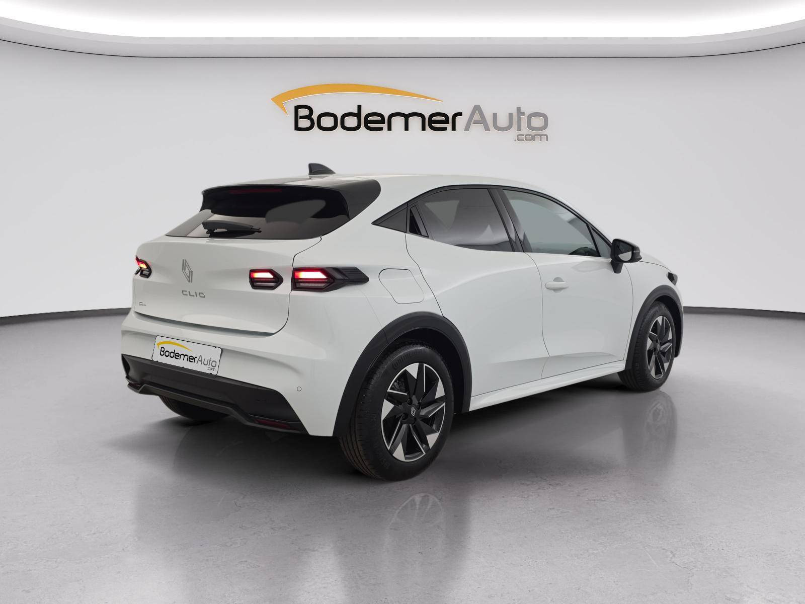 Vente en ligne Renault Clio 6 Clio TCe 115 ch au prix de 21 990 €