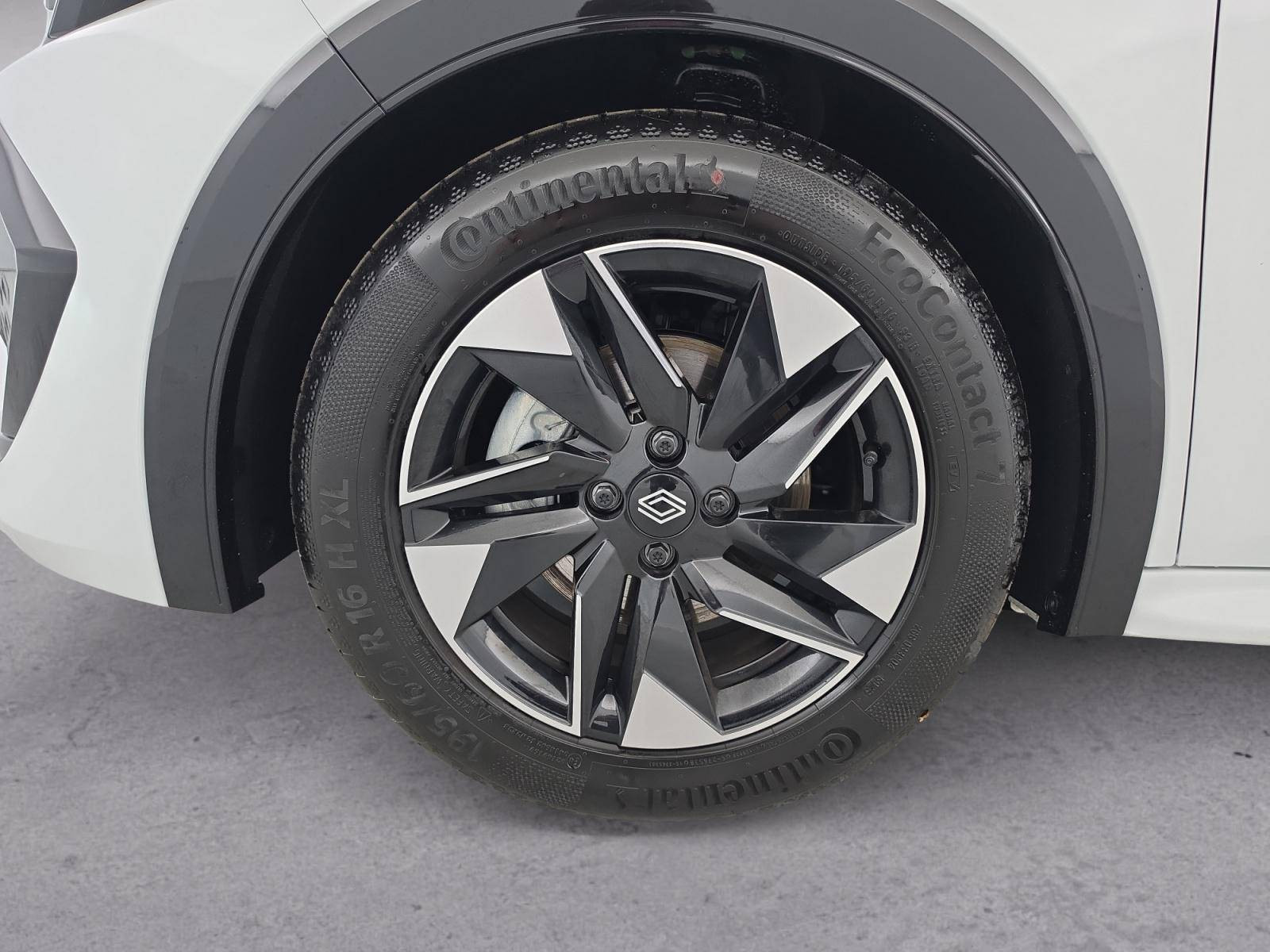 Vente en ligne Renault Clio 6 Clio TCe 115 ch au prix de 21 990 €