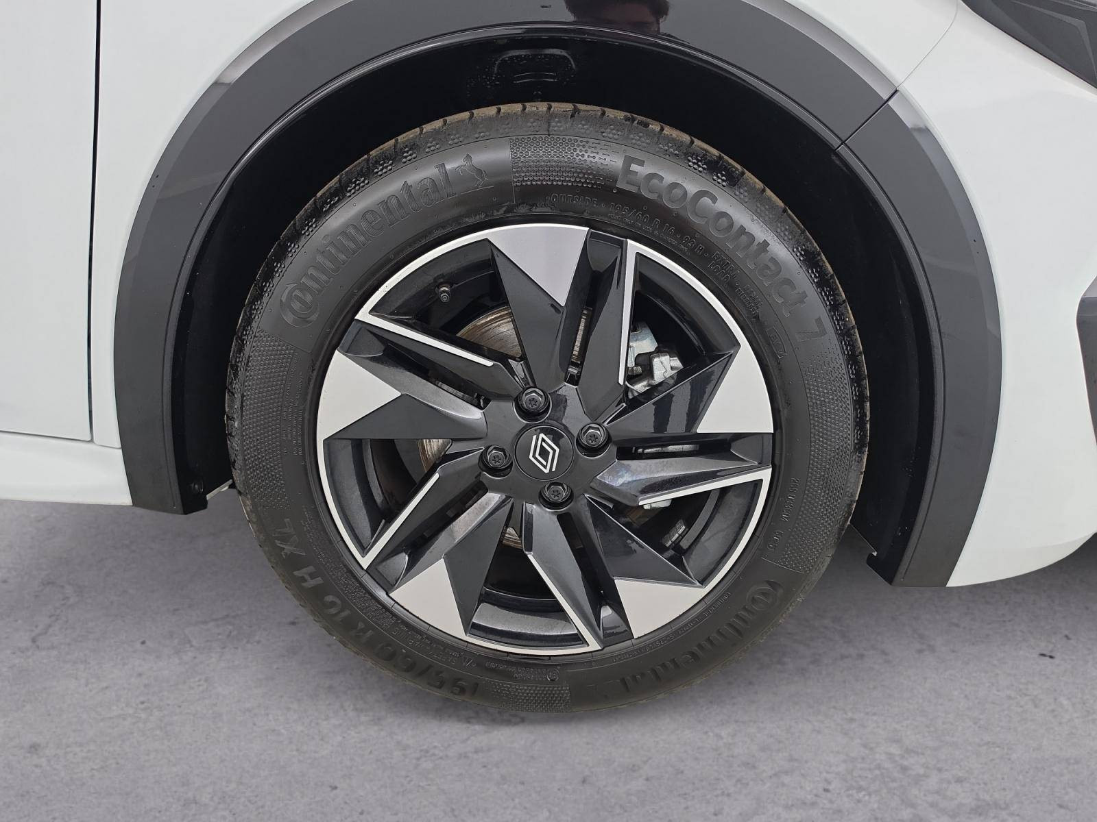 Vente en ligne Renault Clio 6 Clio TCe 115 ch au prix de 21 990 €