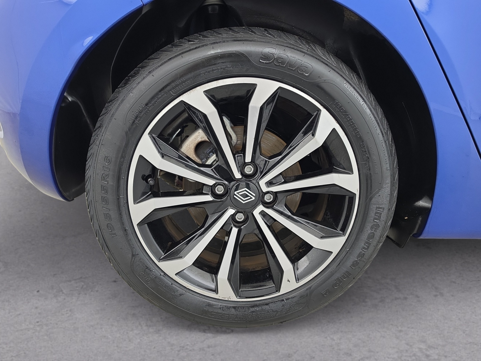 Vente en ligne Renault Clio 5 Clio E-Tech full hybrid 145 ch GSR2 au prix de 19 490 €