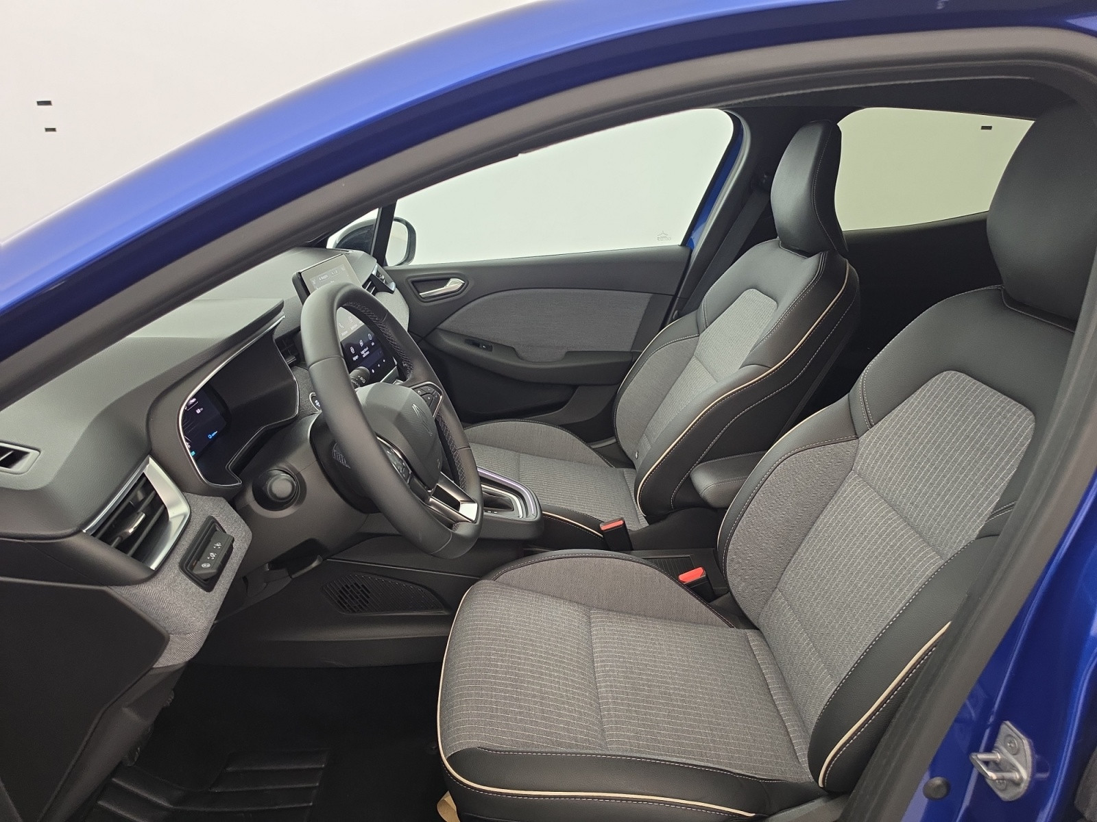 Vente en ligne Renault Clio 5 Clio E-Tech full hybrid 145 ch GSR2 au prix de 19 490 €