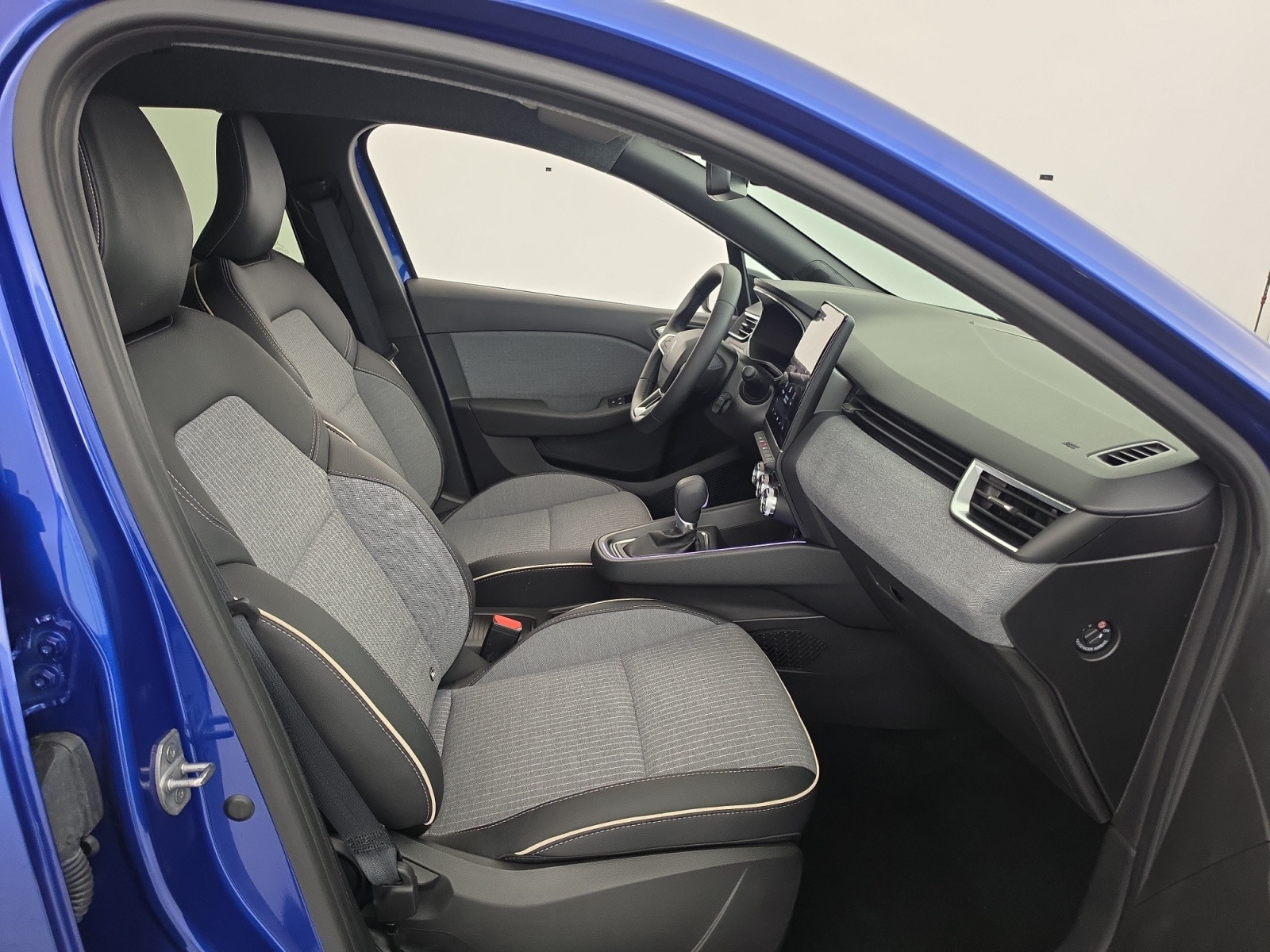 Vente en ligne Renault Clio 5 Clio E-Tech full hybrid 145 ch GSR2 au prix de 19 490 €