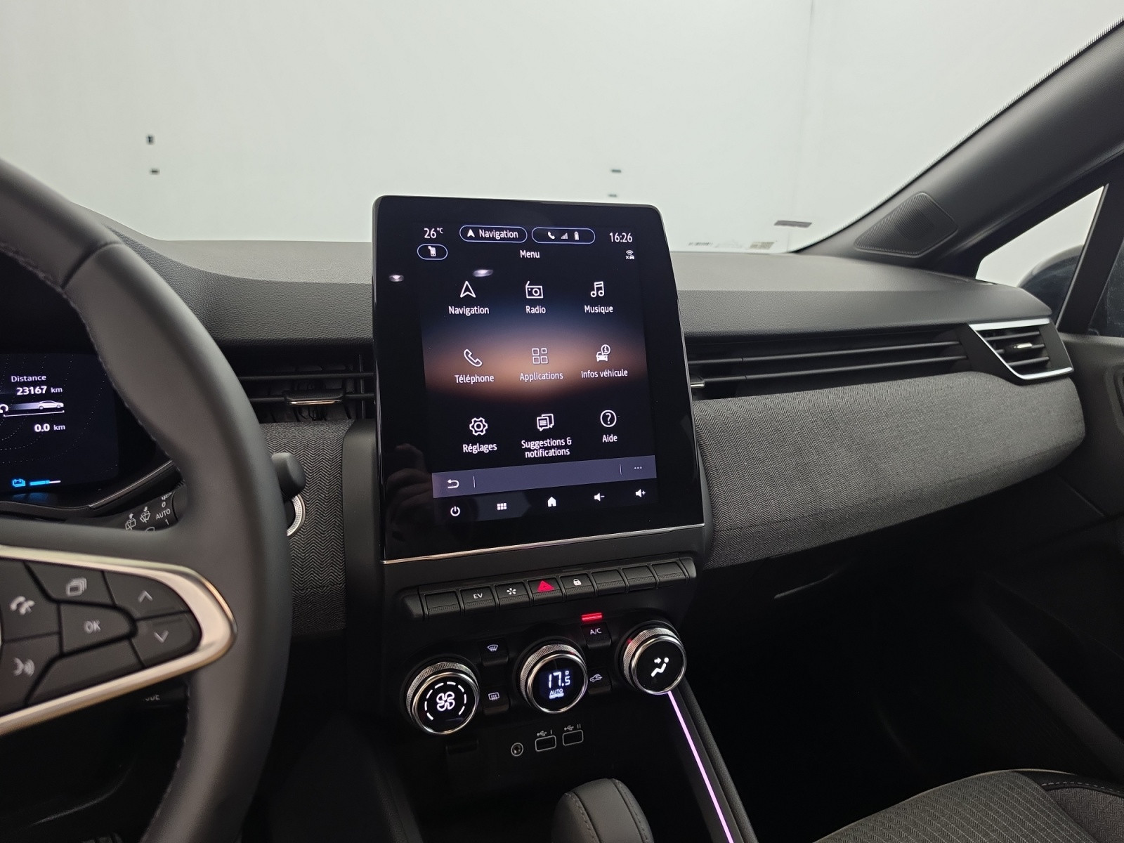 Vente en ligne Renault Clio 5 Clio E-Tech full hybrid 145 ch GSR2 au prix de 19 490 €