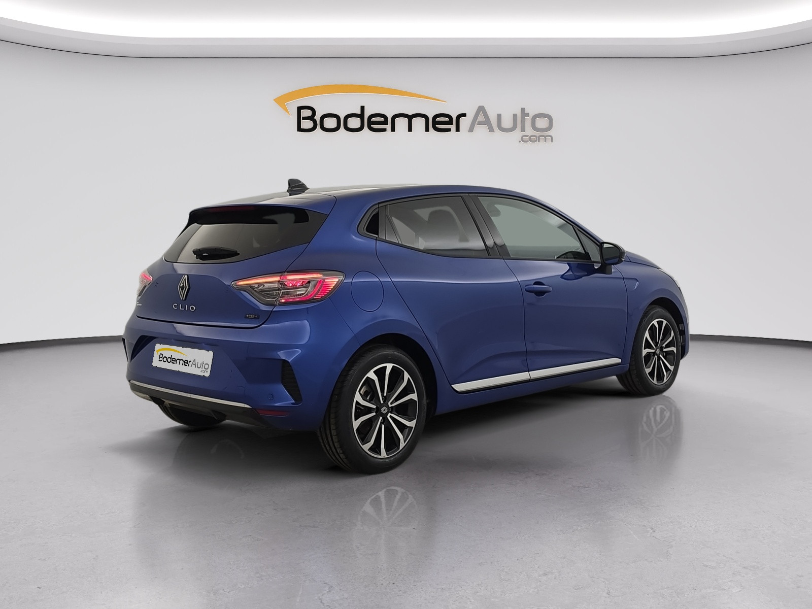 Vente en ligne Renault Clio 5 Clio E-Tech full hybrid 145 ch GSR2 au prix de 19 490 €
