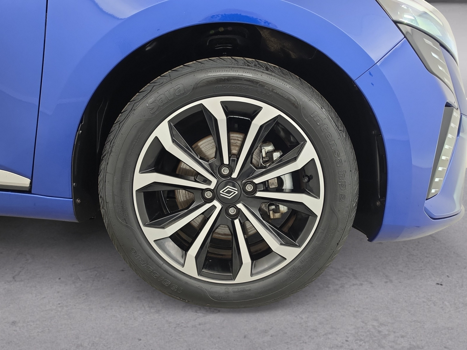Vente en ligne Renault Clio 5 Clio E-Tech full hybrid 145 ch GSR2 au prix de 19 490 €