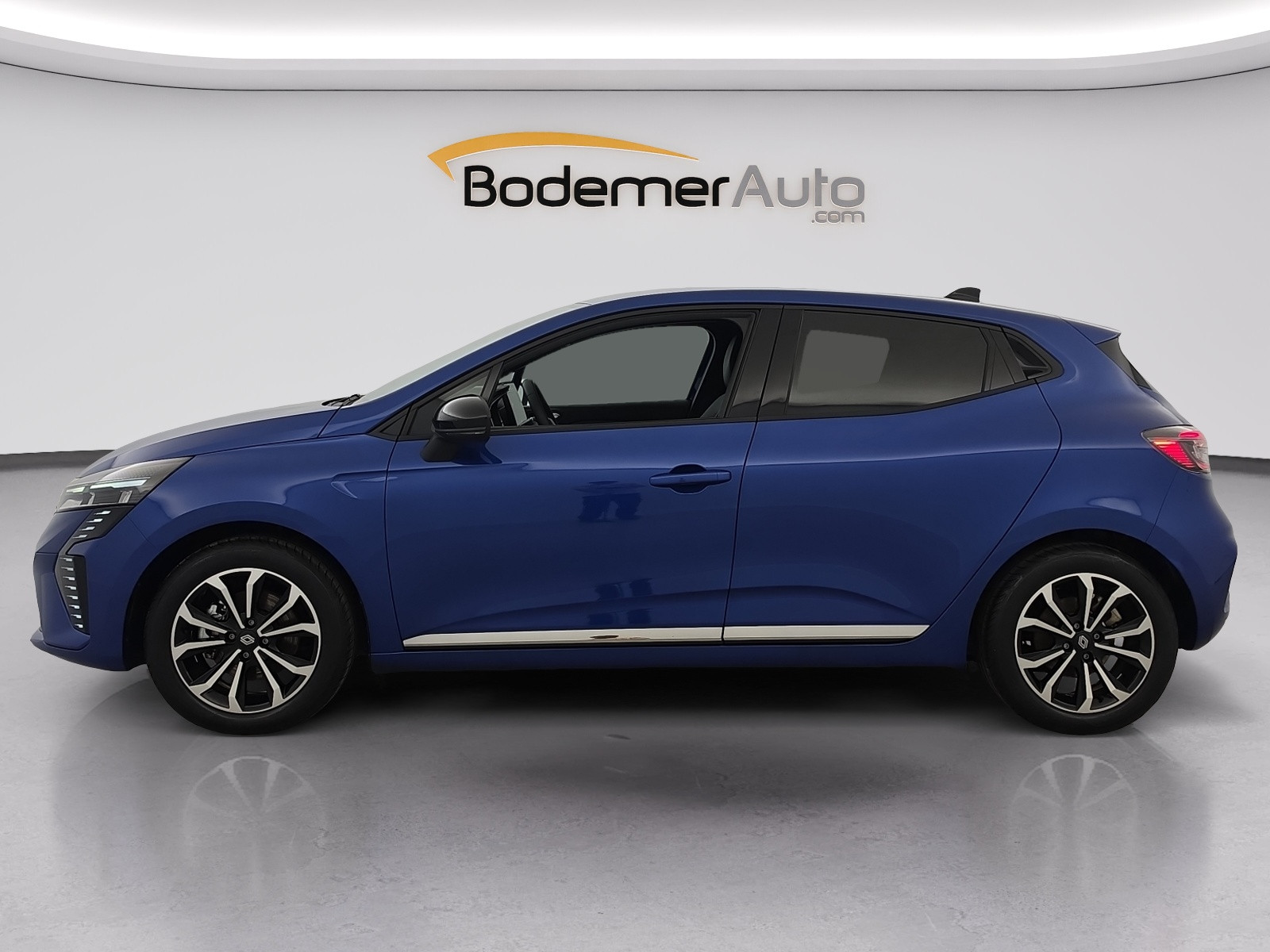 Vente en ligne Renault Clio 5 Clio E-Tech full hybrid 145 ch GSR2 au prix de 19 490 €