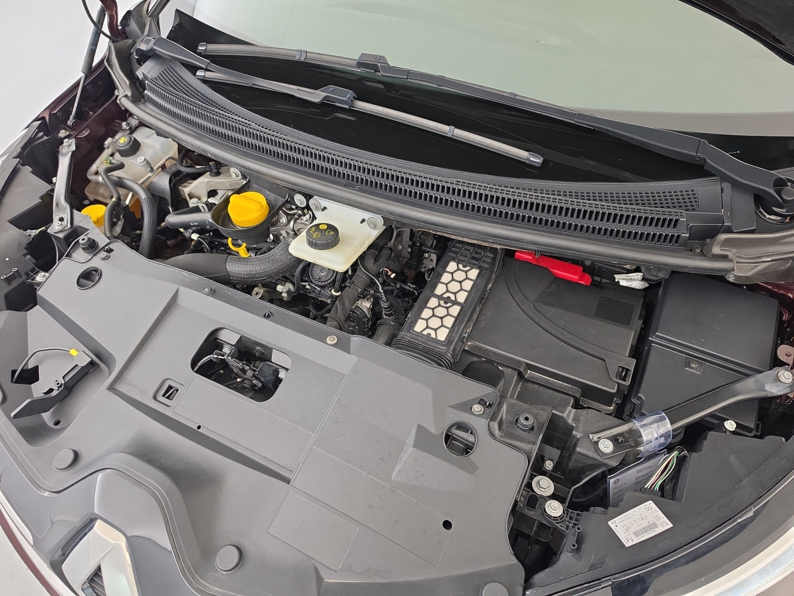 Vente en ligne Renault Grand Scenic 4 Grand Scenic TCe 140 FAP EDC - 21 au prix de 20 490 €