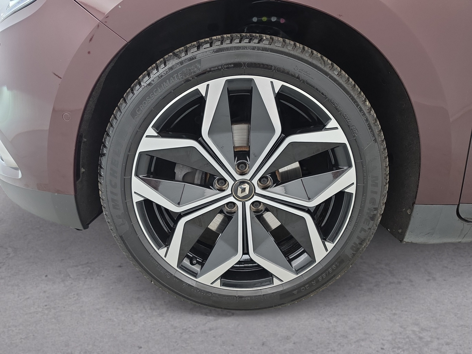 Vente en ligne Renault Grand Scenic 4 Grand Scenic TCe 140 FAP EDC - 21 au prix de 20 490 €