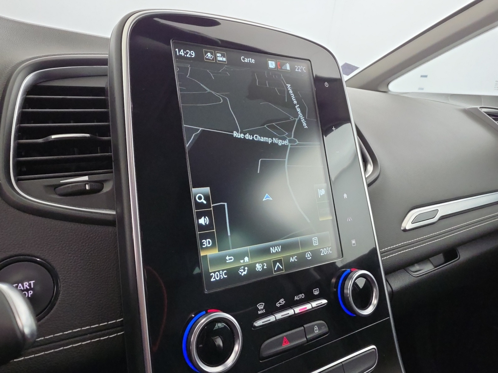 Vente en ligne Renault Grand Scenic 4 Grand Scenic TCe 140 FAP EDC - 21 au prix de 20 490 €