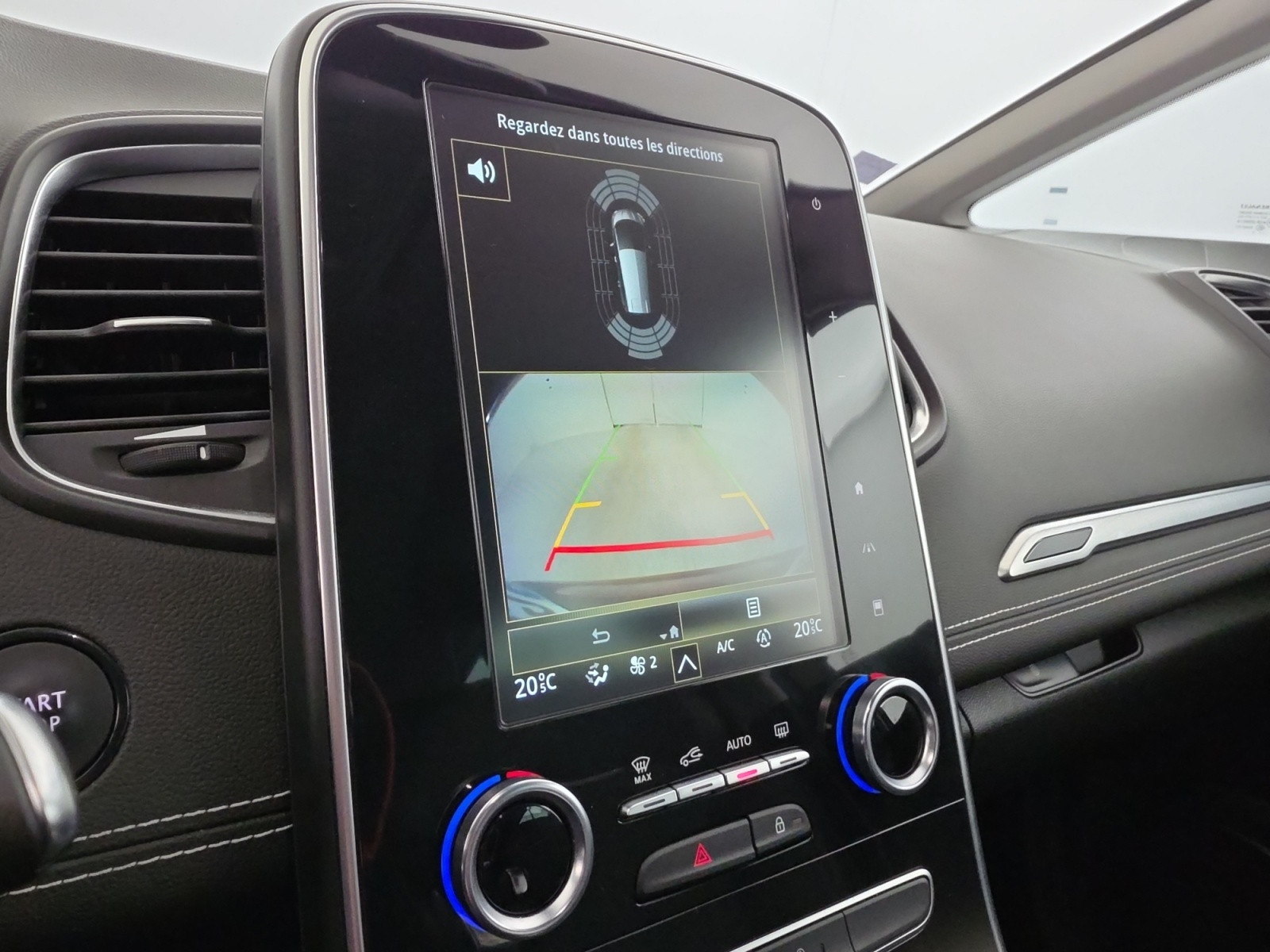 Vente en ligne Renault Grand Scenic 4 Grand Scenic TCe 140 FAP EDC - 21 au prix de 20 490 €
