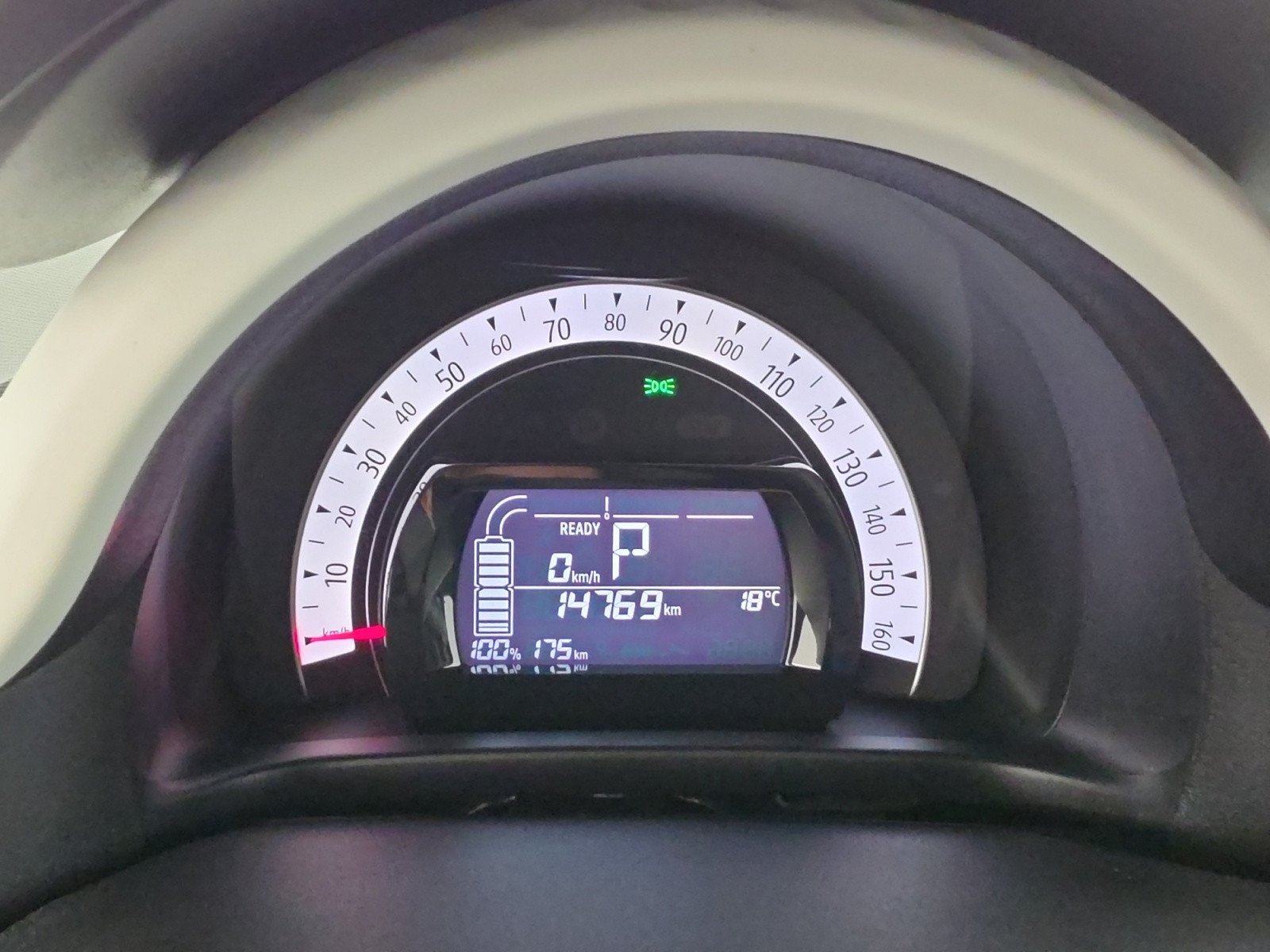 Vente en ligne Renault Twingo Electrique Twingo III E-Tech au prix de 13 990 €