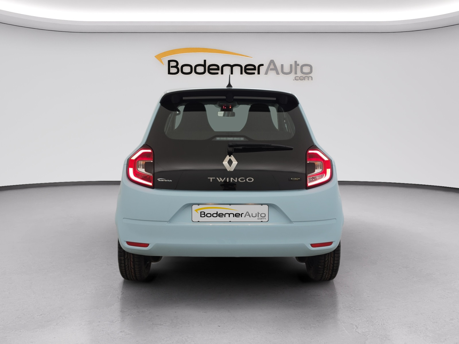 Vente en ligne Renault Twingo Electrique Twingo III E-Tech au prix de 13 990 €