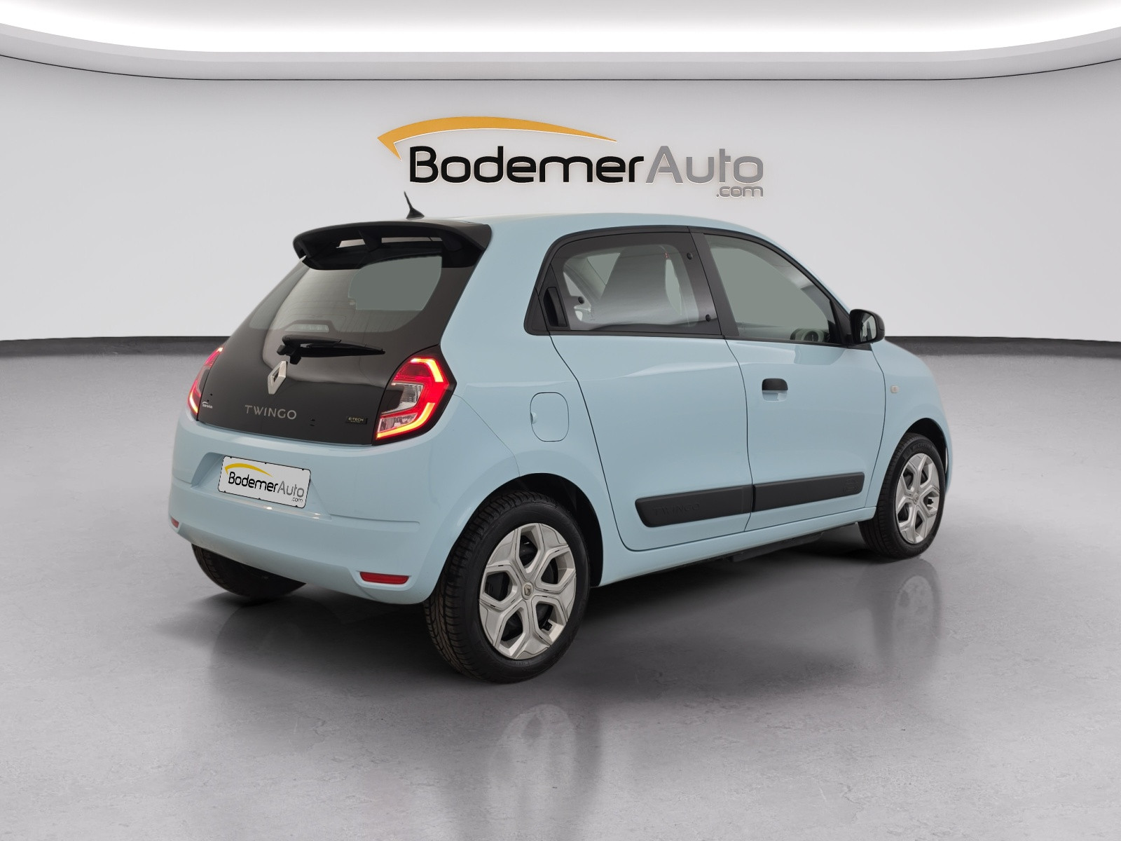 Vente en ligne Renault Twingo Electrique Twingo III E-Tech au prix de 13 990 €