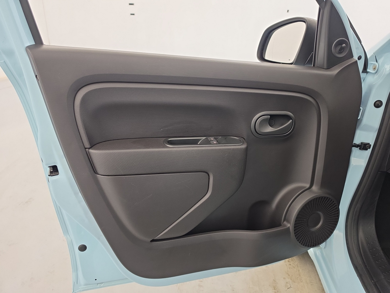 Vente en ligne Renault Twingo Electrique Twingo III E-Tech au prix de 13 990 €