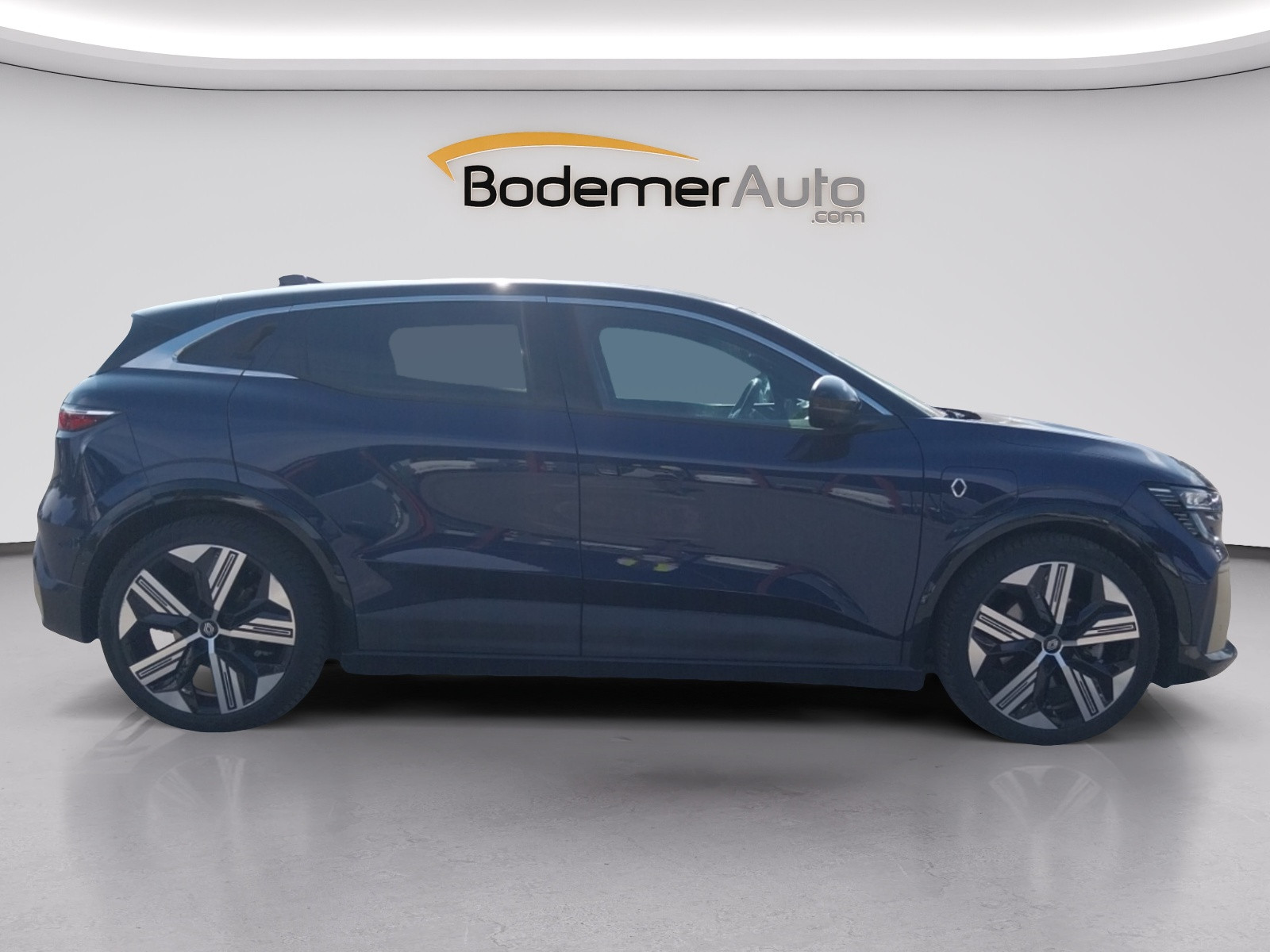 Vente en ligne Renault Megane E-Tech  EV60 220 ch super charge au prix de 25 590 €