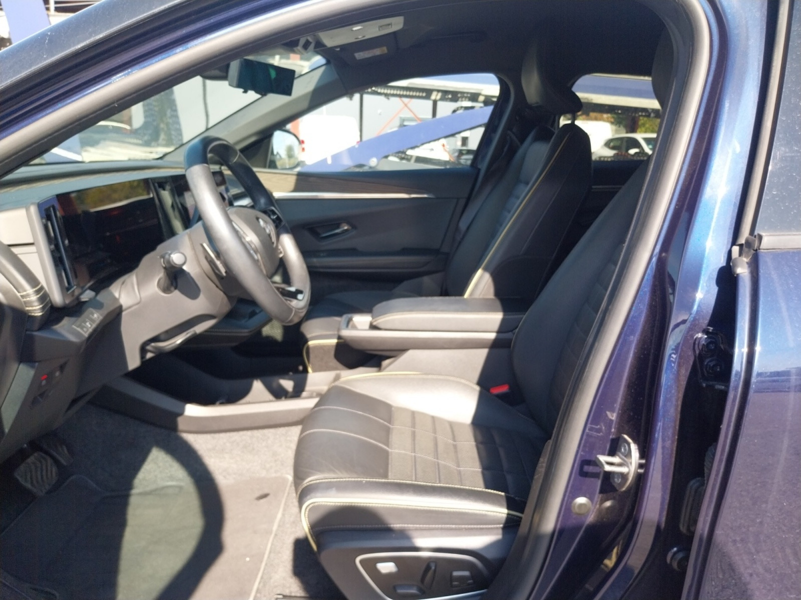 Vente en ligne Renault Megane E-Tech  EV60 220 ch super charge au prix de 25 590 €