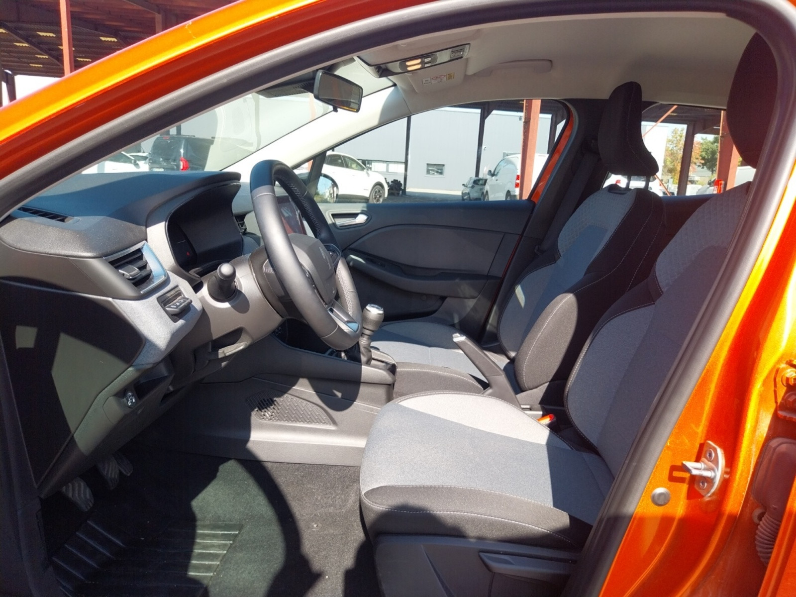 Vente en ligne Renault Clio 5 Clio Eco-G 100 ch GSR2 au prix de 14 990 €
