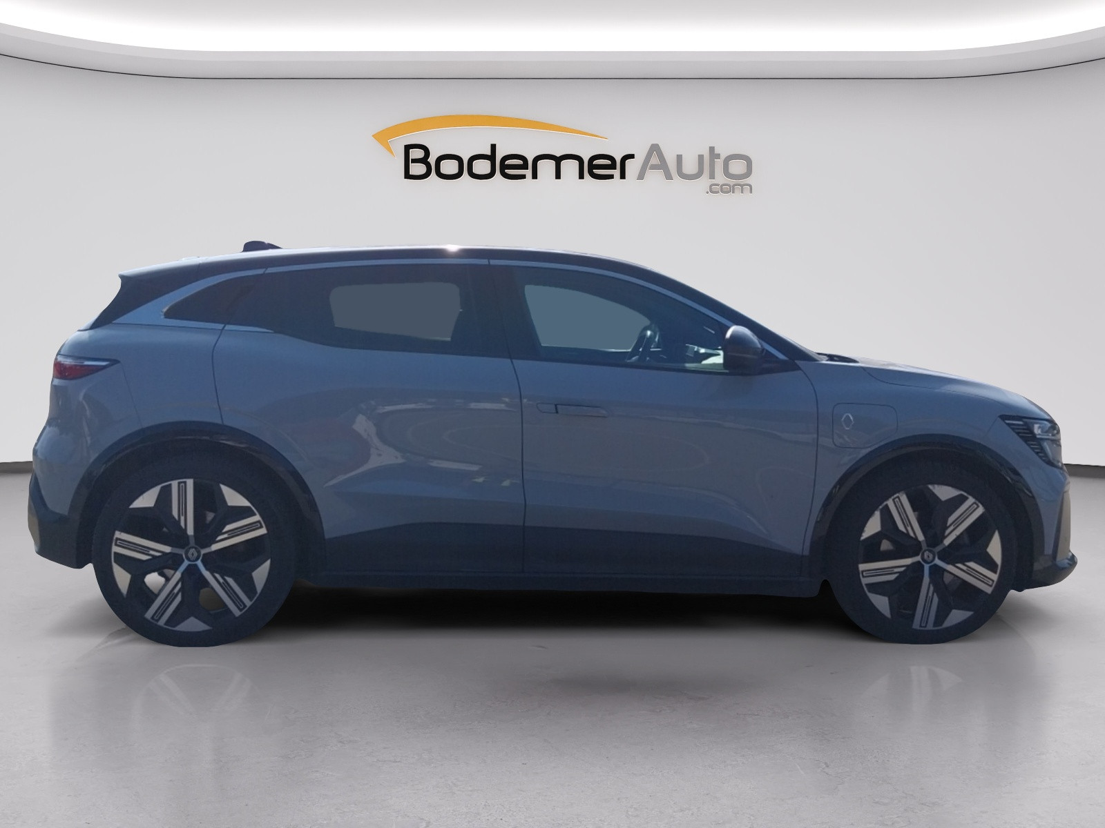 Vente en ligne Renault Megane E-Tech  EV60 220 ch super charge au prix de 26 990 €