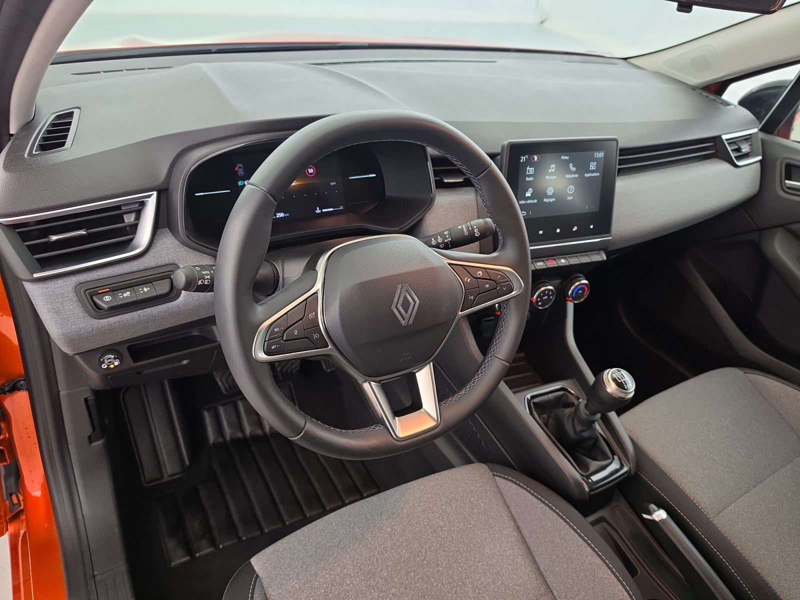Vente en ligne Renault Clio 5 Clio Eco-G 100 ch GSR2 au prix de 14 990 €
